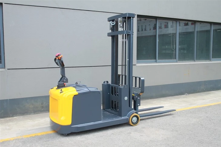 E1030GL/E1330GL/E1530GL Empilhador de pé com elevador elétrico de alcance, Empilhador de paletes com roda de contrapeso
